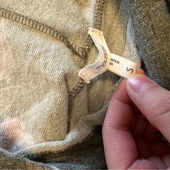 Maurice’s Green Floral Cowl Neck Sweatshirt - Picture 2 of 9